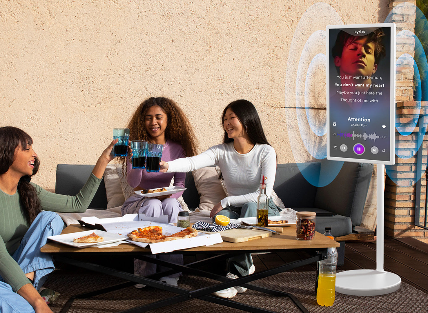 🛋️ Best TV Setup Ideas for Small Apartments (Without Drilling or Mounting)